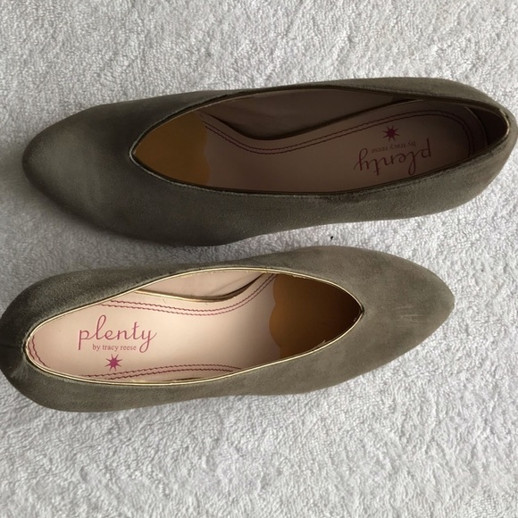 Plenty by Tracy Reese suede leather heel pumps shoes. Size 37. - Picture 7 of 9